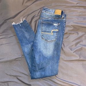 American eagle ripped skiing jeans